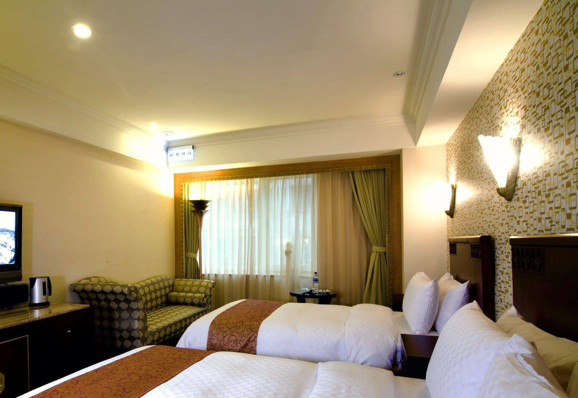 Royal Palace Hotel Tajpej Buitenkant foto